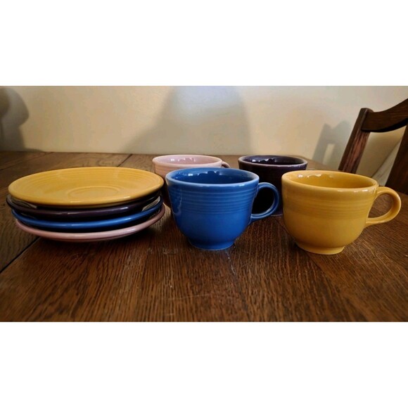 Fiesta Cups & Sanucers - Set Of 4 Excellent Condition. Post 1986 Colors - Picture 5 of 6